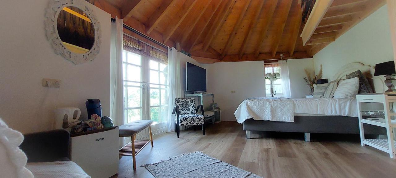 Herberg De Lingehoeve Oosterwijk Екстериор снимка